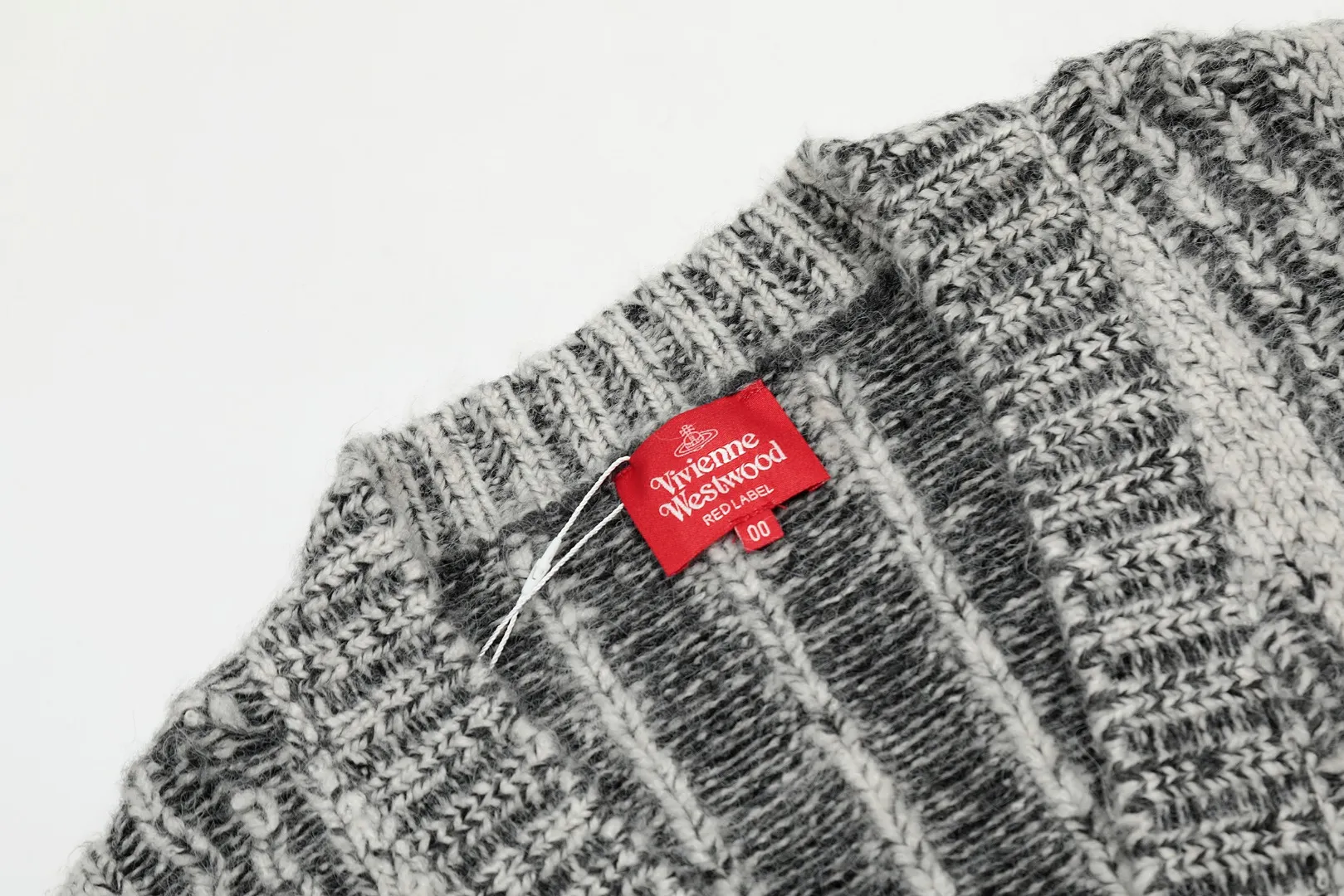 Vivi131 super high weight for men and women" vivienne west wood 24 autumn and winter men's casual old gray black splicing heavy industry high weight cardigan West Queen Vivian heavy industry show limited cardigan knitted sweater wool 2024 autumn latest style Size: S -M- L Color: uniform color